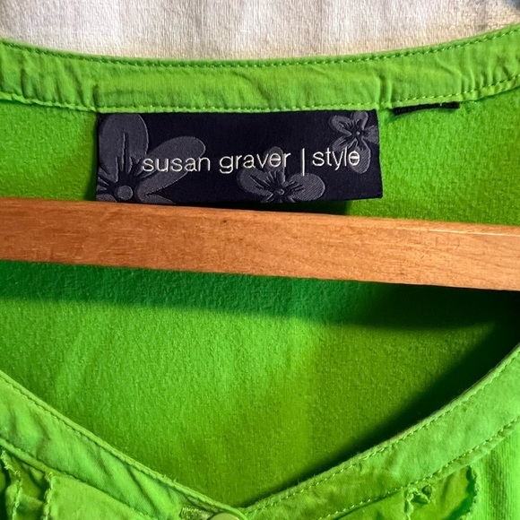 Susan Graver neon green shirt with ruffled button accent. Size XL? See photos. - Picture 3 of 8